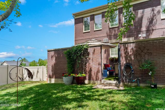 918 E Sage Park Lane, Salt Lake City, UT 84117