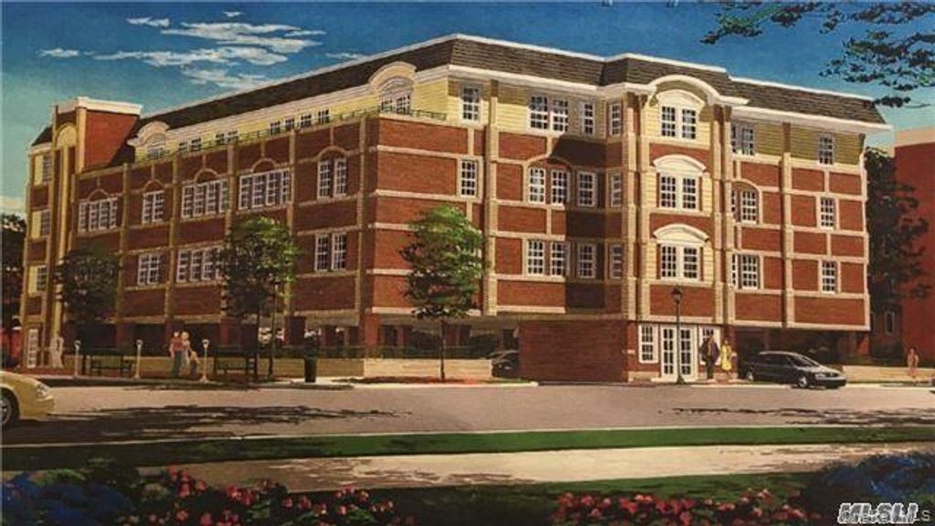 147 Main Street 2-H, Mineola, NY 11501