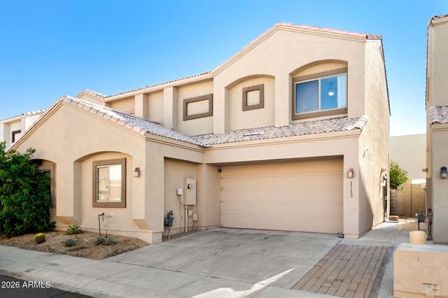 2723 E SCHILIRO Circle, Phoenix, AZ 85032