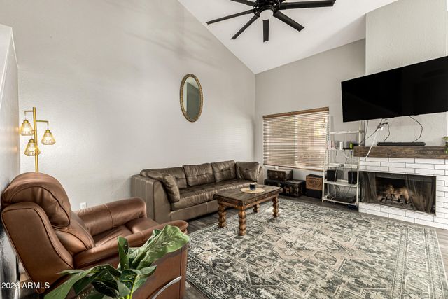 1020 N SINOVA --, Mesa, AZ 85205