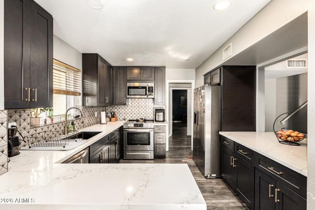 1020 N SINOVA --, Mesa, AZ 85205