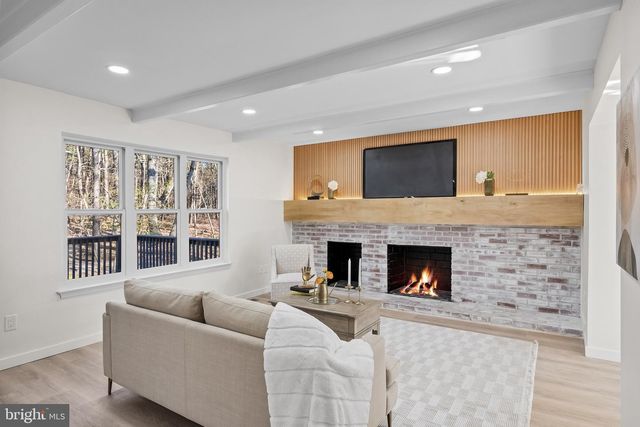 110 WILLIAM FEATHER DR, Voorhees, NJ 08043