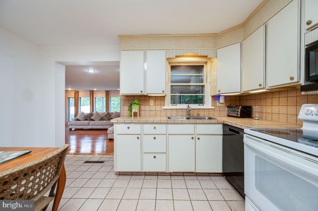 2130 N 17TH ST, Reading, PA 19604