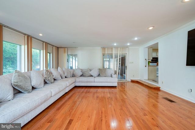2130 N 17TH ST, Reading, PA 19604