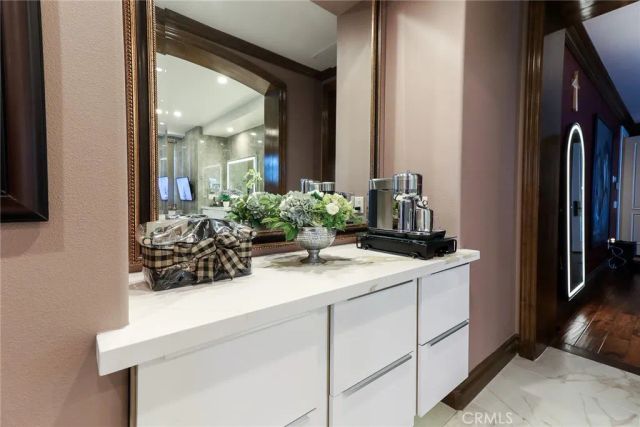 725 Carriage House Drive, Arcadia, CA 91006