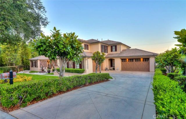 725 Carriage House Drive, Arcadia, CA 91006