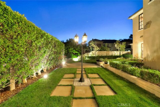 725 Carriage House Drive, Arcadia, CA 91006