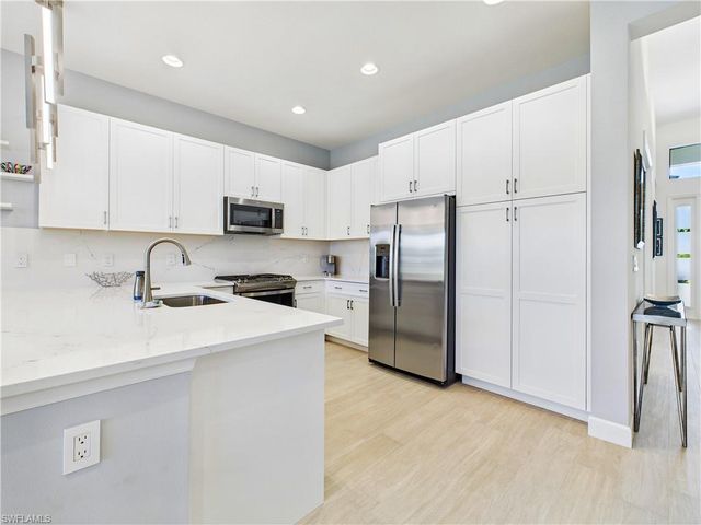 20176 Camellia Crosse LN, Estero, FL 33928