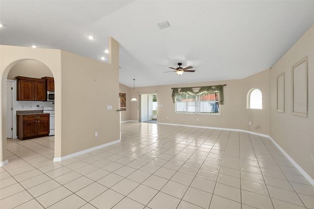 19 PORTIA LANE, Palm Coast, FL 32164