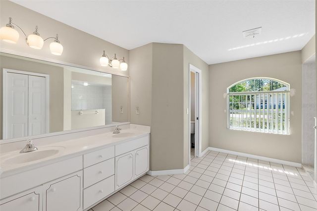 19 PORTIA LANE, Palm Coast, FL 32164