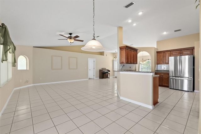 19 PORTIA LANE, Palm Coast, FL 32164