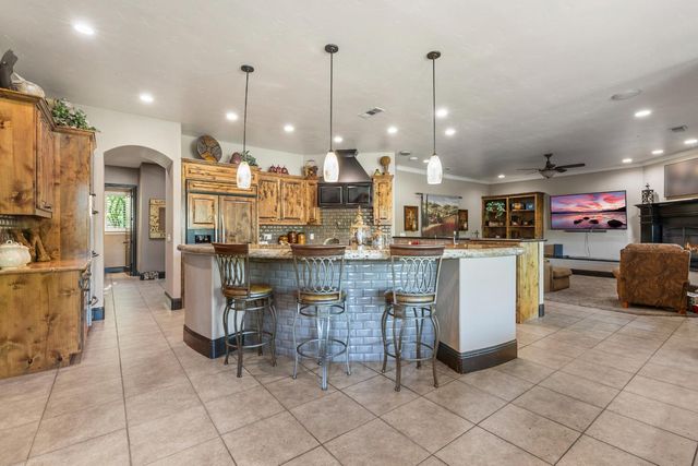 29533 E Chapman Way, Escalon, CA 95320