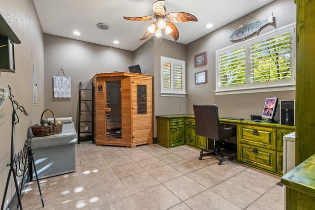 29533 E Chapman Way, Escalon, CA 95320