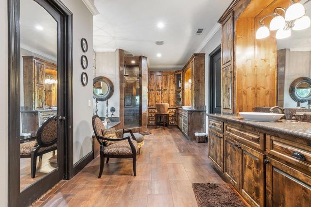 29533 E Chapman Way, Escalon, CA 95320