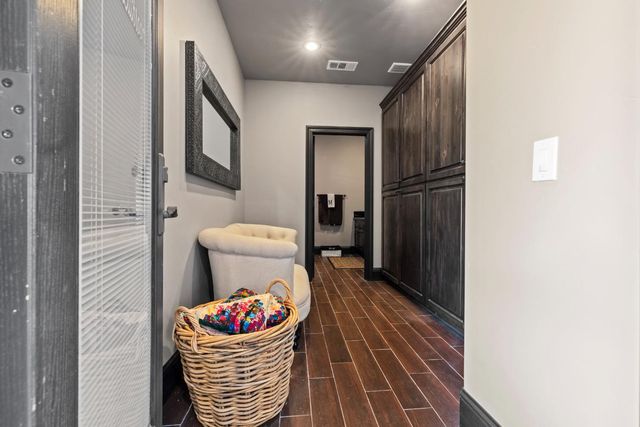 29533 E Chapman Way, Escalon, CA 95320