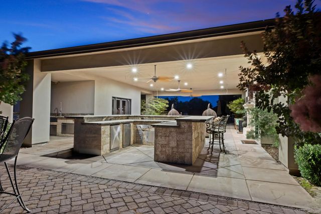 29533 E Chapman Way, Escalon, CA 95320