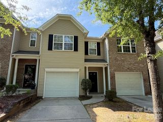 2152 Whispering Way, Charlotte, NC 28212