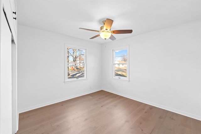 624 Morningside Dr, Salina, KS 67401