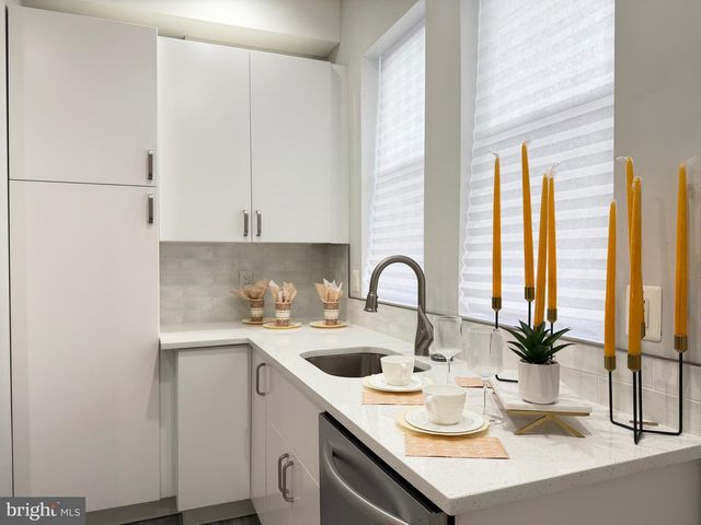 503 N LAKEWOOD AVE, Baltimore, MD 21205