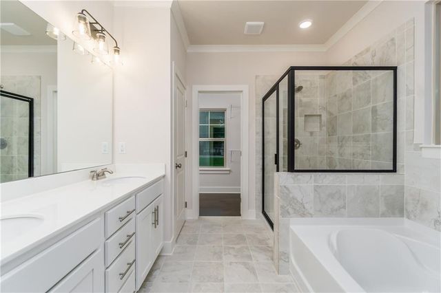 2963 Parkwood Road, Snellville, GA 30039