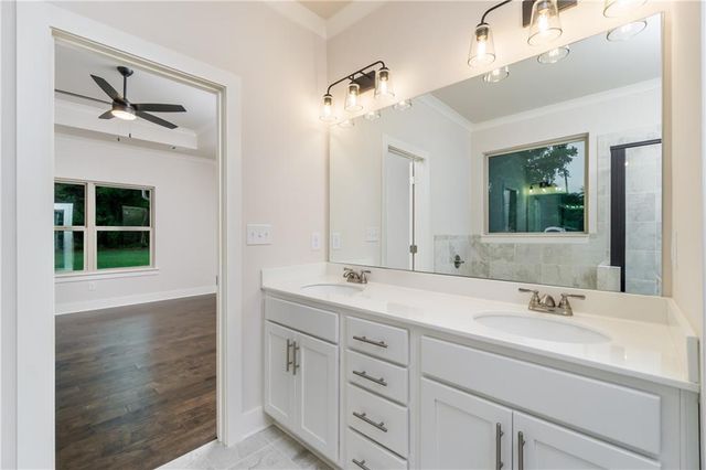 2963 Parkwood Road, Snellville, GA 30039