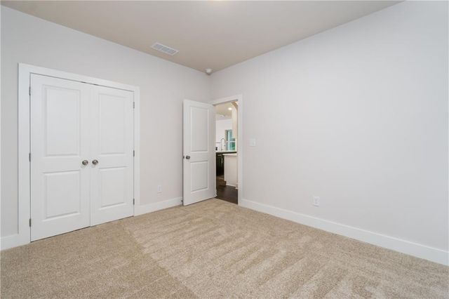 2963 Parkwood Road, Snellville, GA 30039