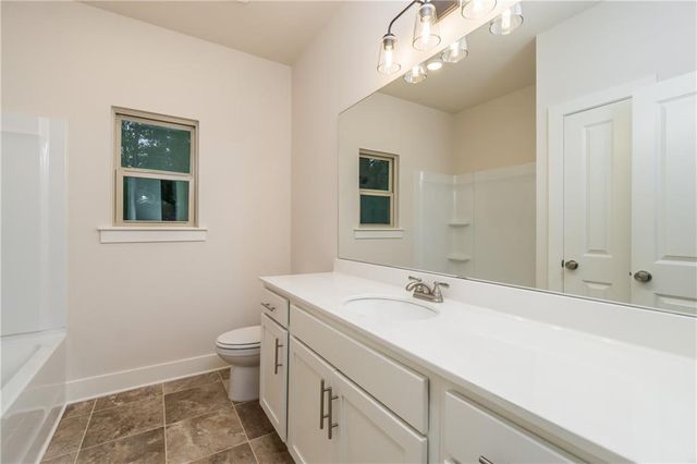 2963 Parkwood Road, Snellville, GA 30039