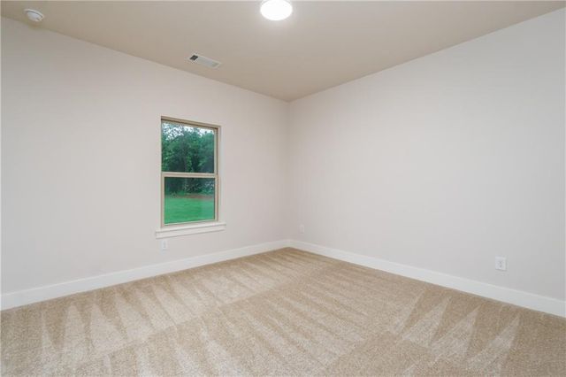 2963 Parkwood Road, Snellville, GA 30039