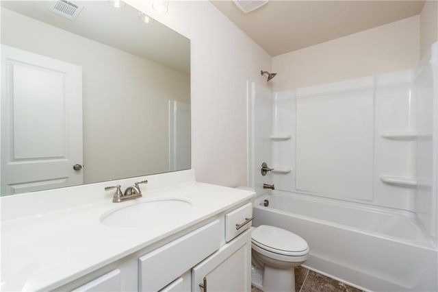 2963 Parkwood Road, Snellville, GA 30039