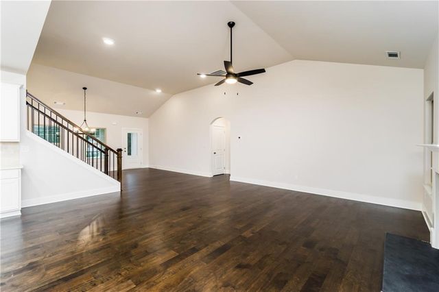 2963 Parkwood Road, Snellville, GA 30039