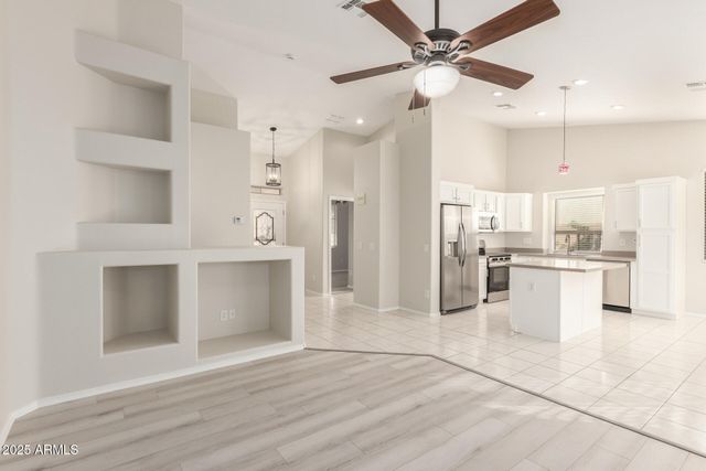 18040 W SPENCER Drive, Surprise, AZ 85374