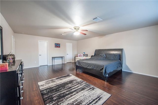 1218 Gazania DR, Pflugerville, TX 78660