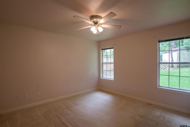 11225 Chasewood Dr, Tyler, TX 75703