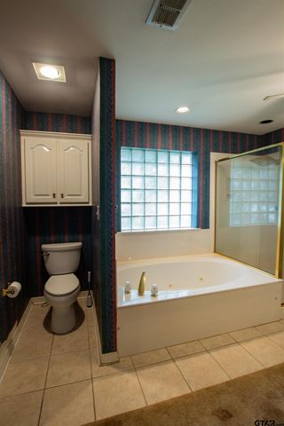 11225 Chasewood Dr, Tyler, TX 75703