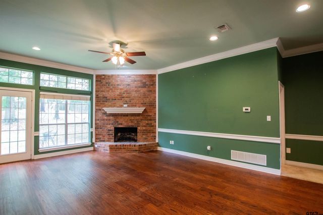 11225 Chasewood Dr, Tyler, TX 75703