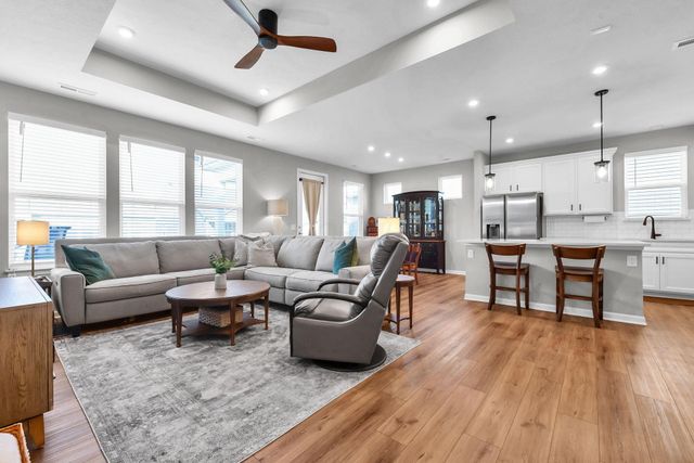 1750 Zucchina Drive, Hilliard, OH 43026
