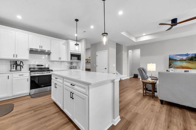 1750 Zucchina Drive, Hilliard, OH 43026