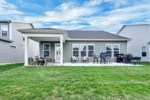 1750 Zucchina Drive, Hilliard, OH 43026