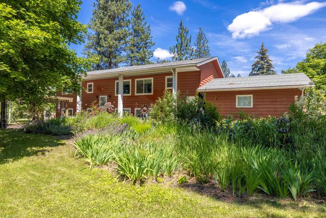 7608 S Welcome Rd, Medical Lake, WA 99022