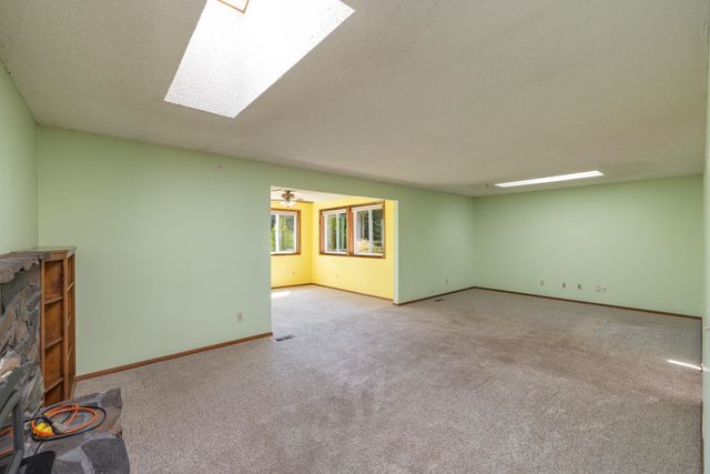 7608 S Welcome Rd, Medical Lake, WA 99022