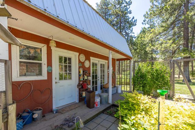 7608 S Welcome Rd, Medical Lake, WA 99022