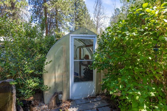 7608 S Welcome Rd, Medical Lake, WA 99022
