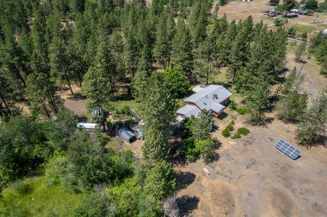 7608 S Welcome Rd, Medical Lake, WA 99022