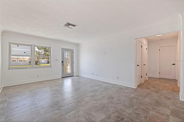 176 175TH AVENUE E, Redington Shores, FL 33708