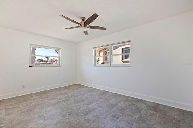 176 175TH AVENUE E, Redington Shores, FL 33708