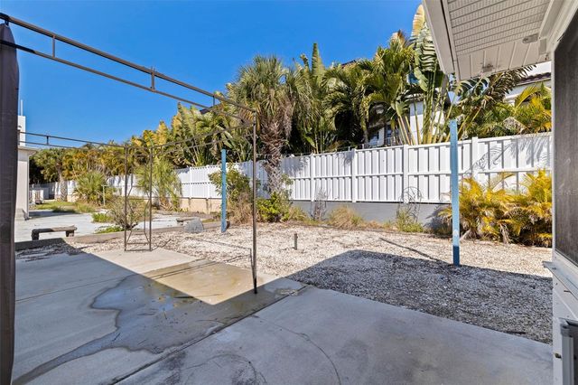 176 175TH AVENUE E, Redington Shores, FL 33708