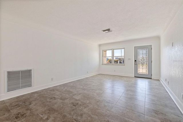 176 175TH AVENUE E, Redington Shores, FL 33708