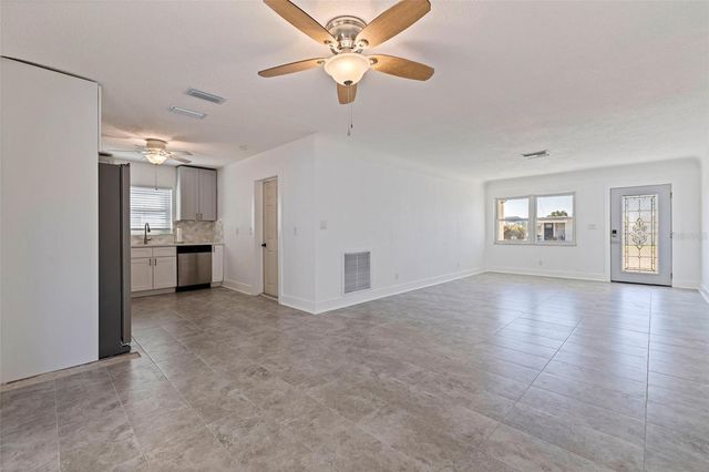 176 175TH AVENUE E, Redington Shores, FL 33708