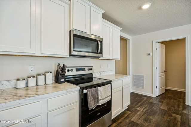 65304 CLEARWATER Court, Yulee, FL 32097