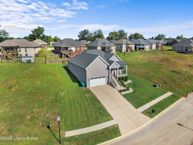 307 Bischoff Way, Shepherdsville, KY 40165